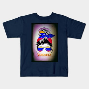 Venezuelan lady Kids T-Shirt